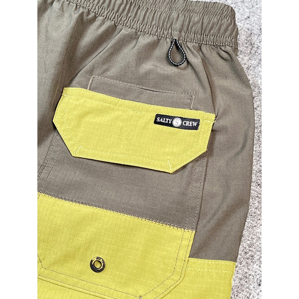 Salty Crew Mens XL Olive Green Two-Tone Hybrid Beach‎ Shorts Casual
